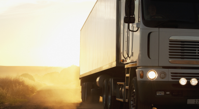 Settore trasporti e logistica, reverse charge e regime opzionale